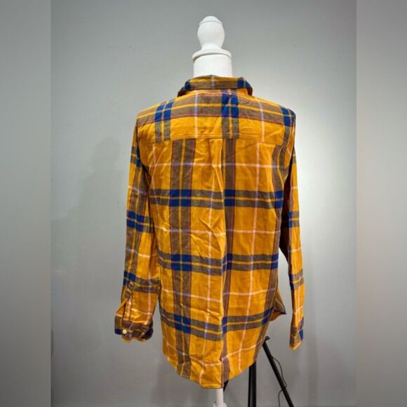 SALE! Orange Old Navy The Classic Button Down Shirt Size L EUC - Picture 2 of 6